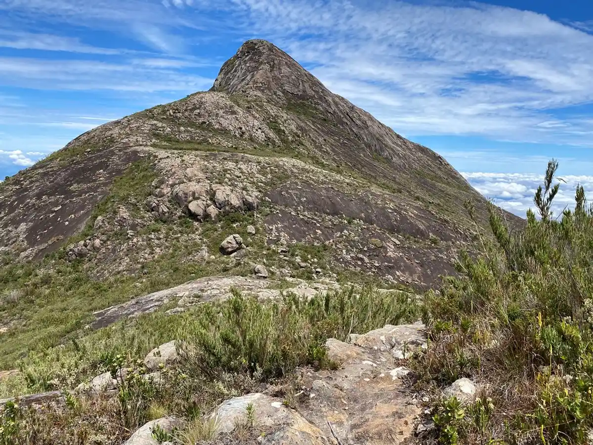 Pico do Cristal
