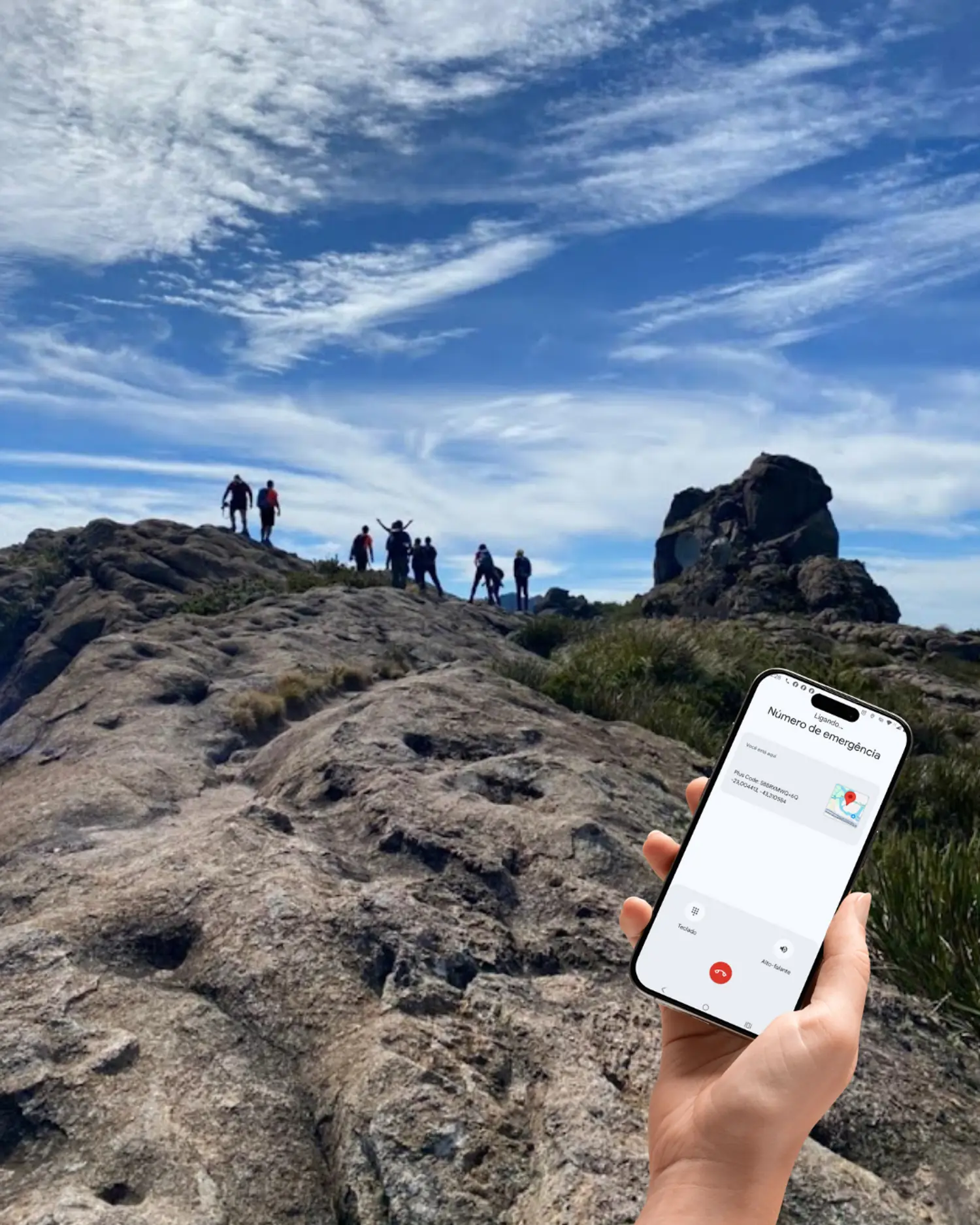 Como pedir socorro na trilha usando celular?