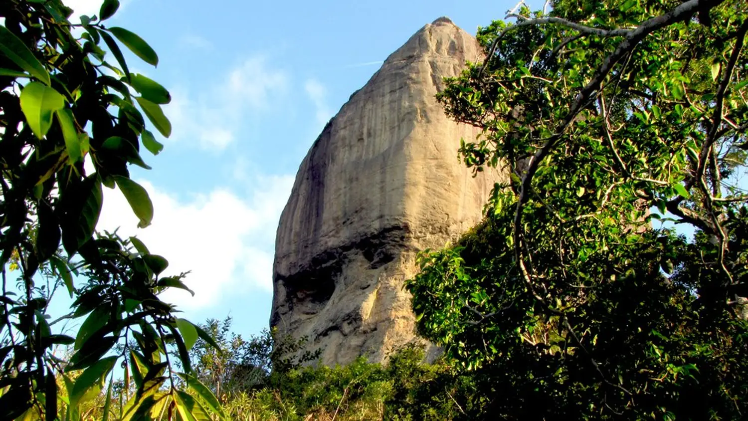 Subindo a Pedra da Gávea – Trajeto Tradicional