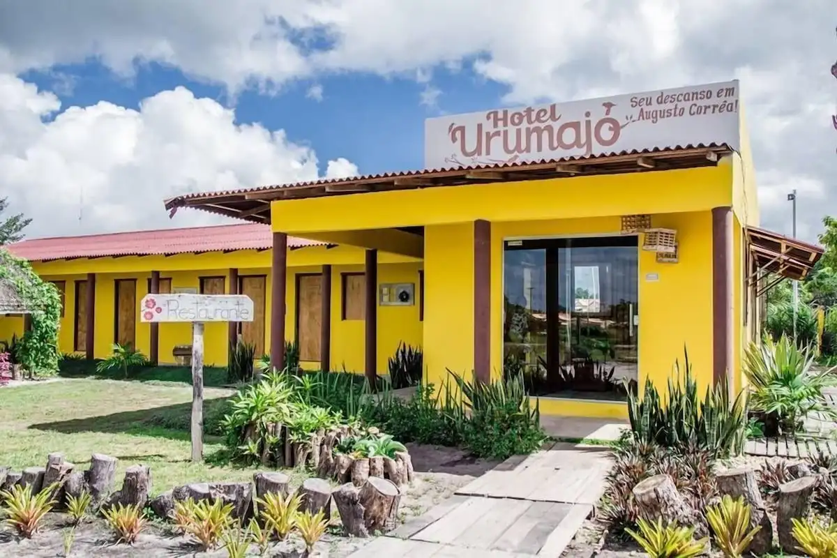 Hotel Urumajó