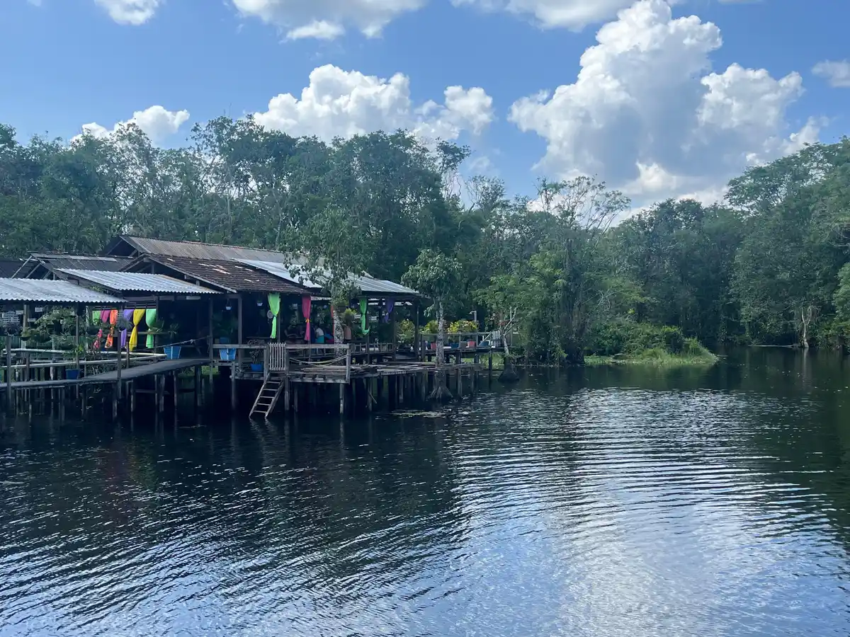 Restaurante Rio Caraparu