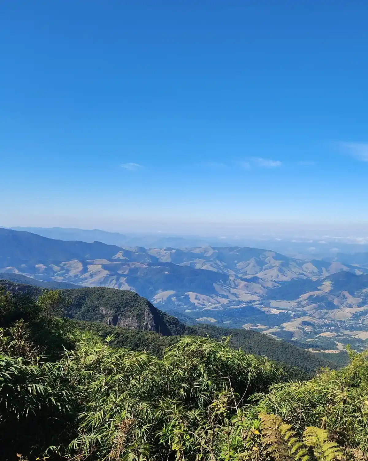 Trilha Pico da Onça