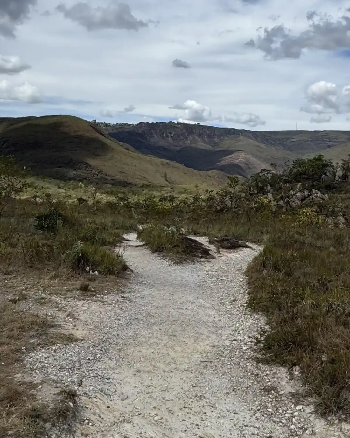 Trilha Cachoeira das Ostras