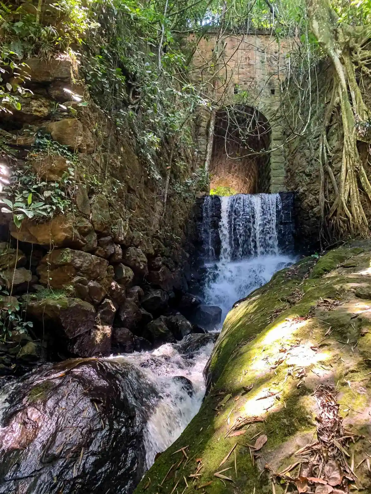 Travessia Estação x Túnel de Leitão da Cunha (Cachoeira do Trem)