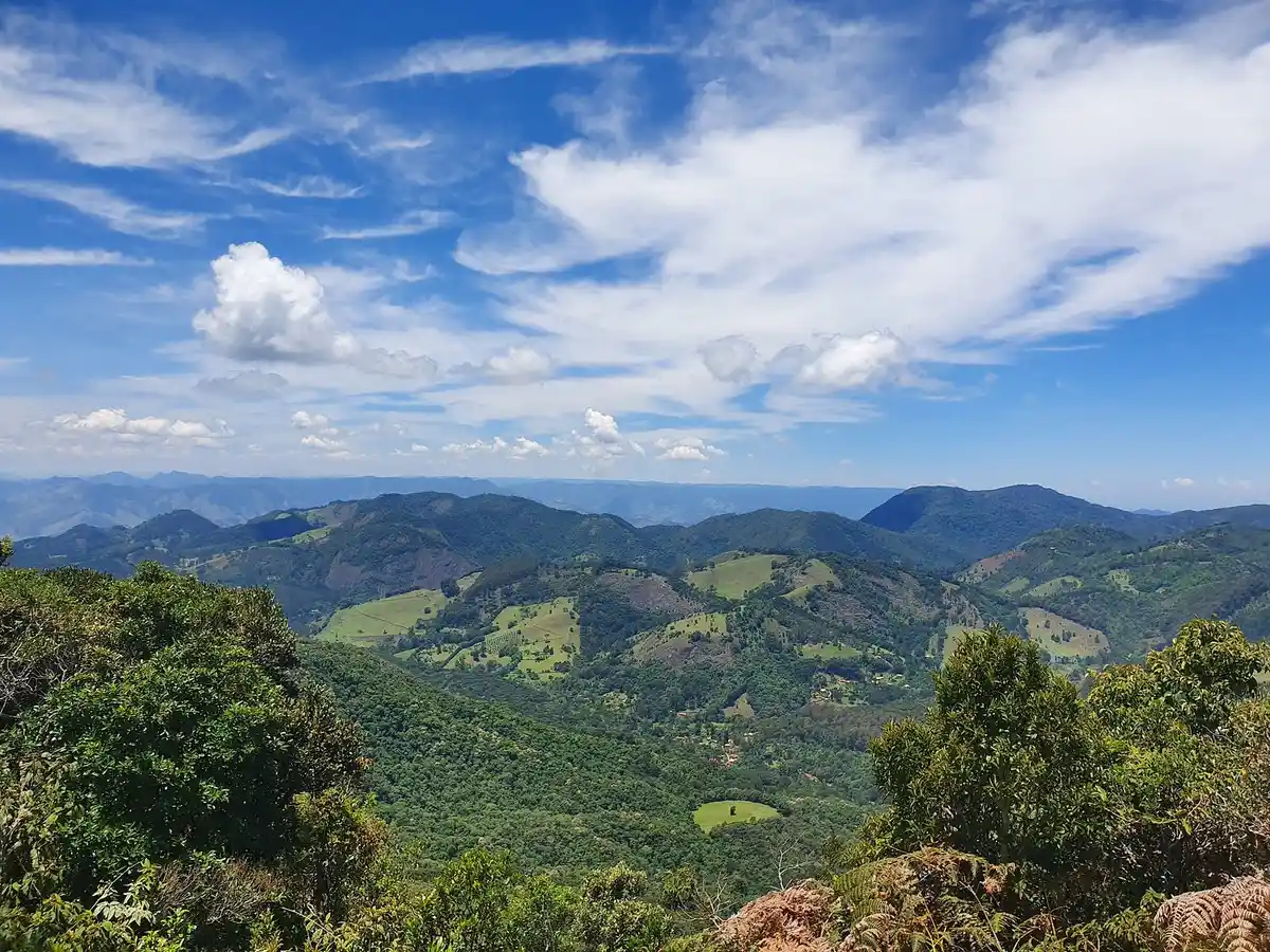 Trilha Pedra do Forno