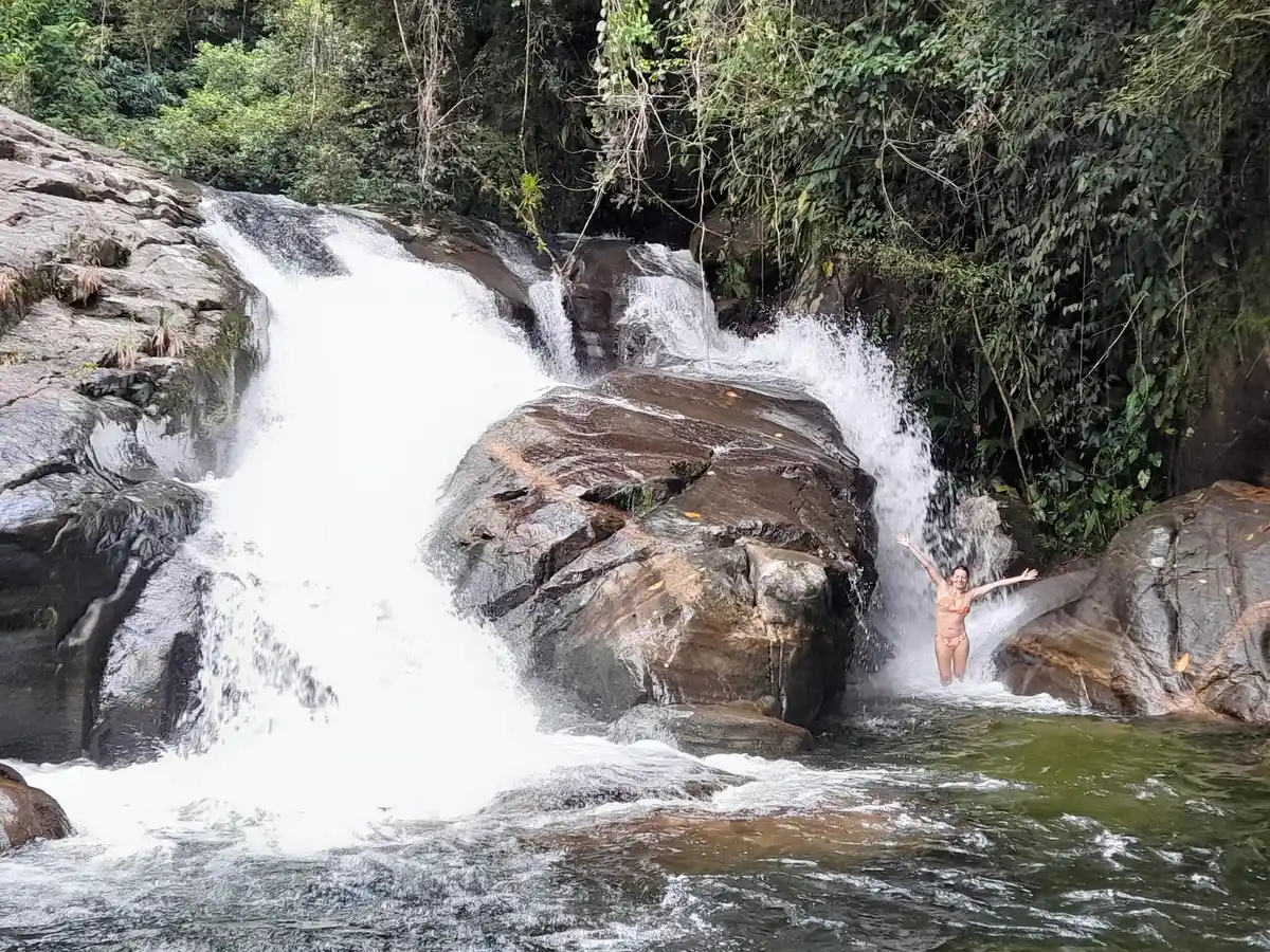 Trilha da Cachoeira da Lage