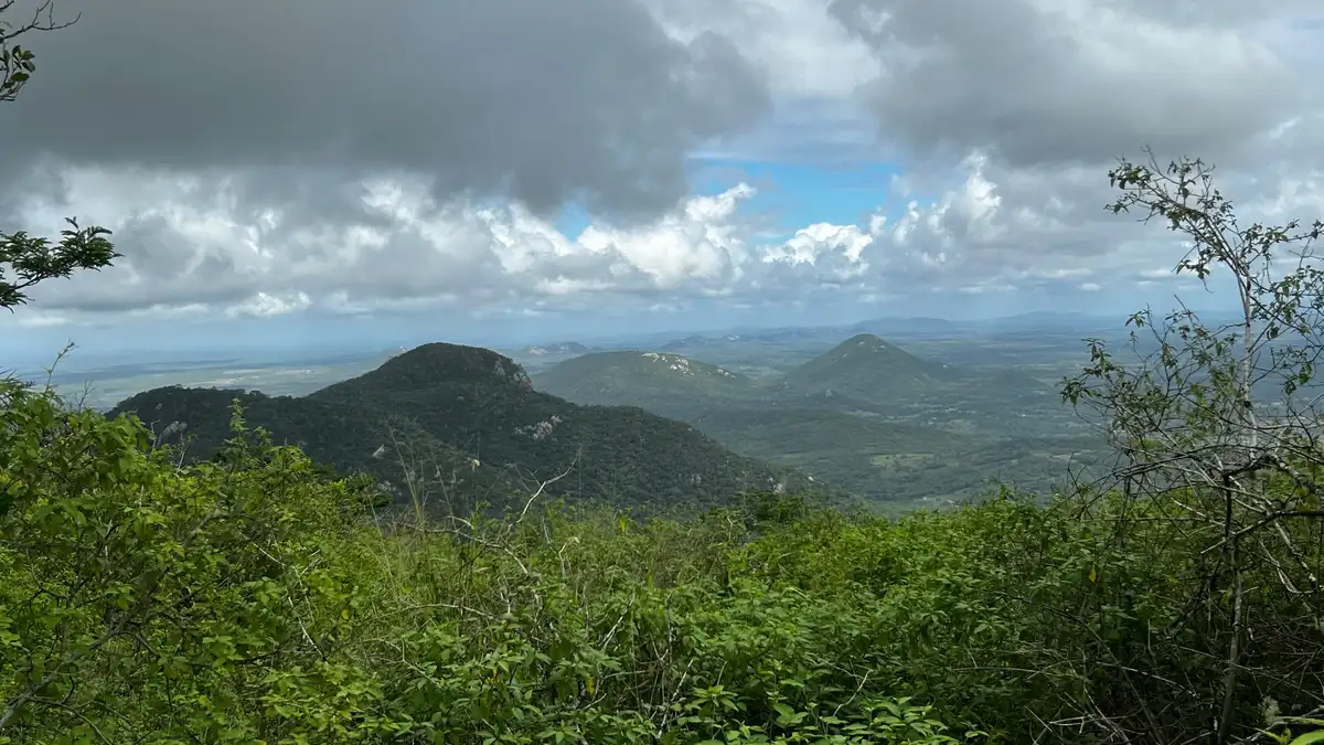Trilha Pedra do Navio