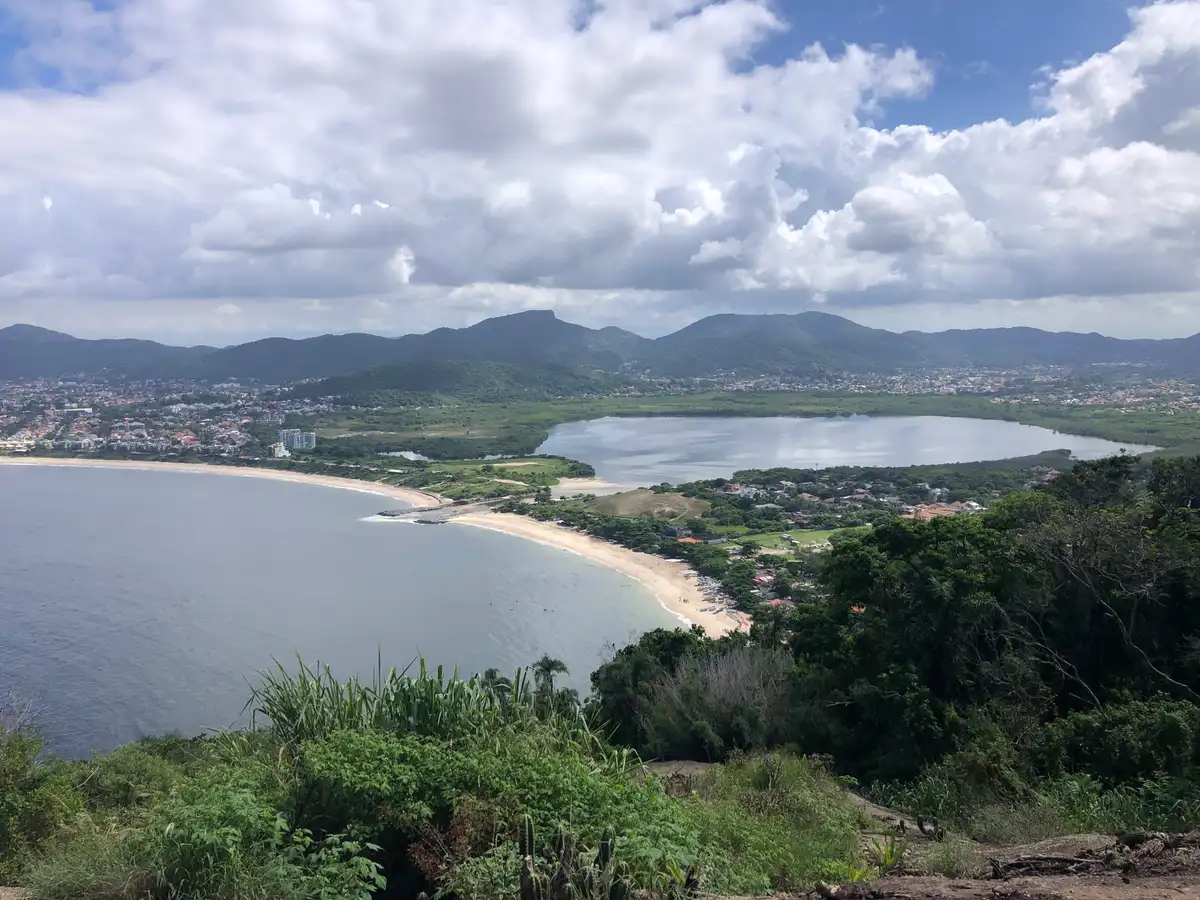 Morro das Andorinhas