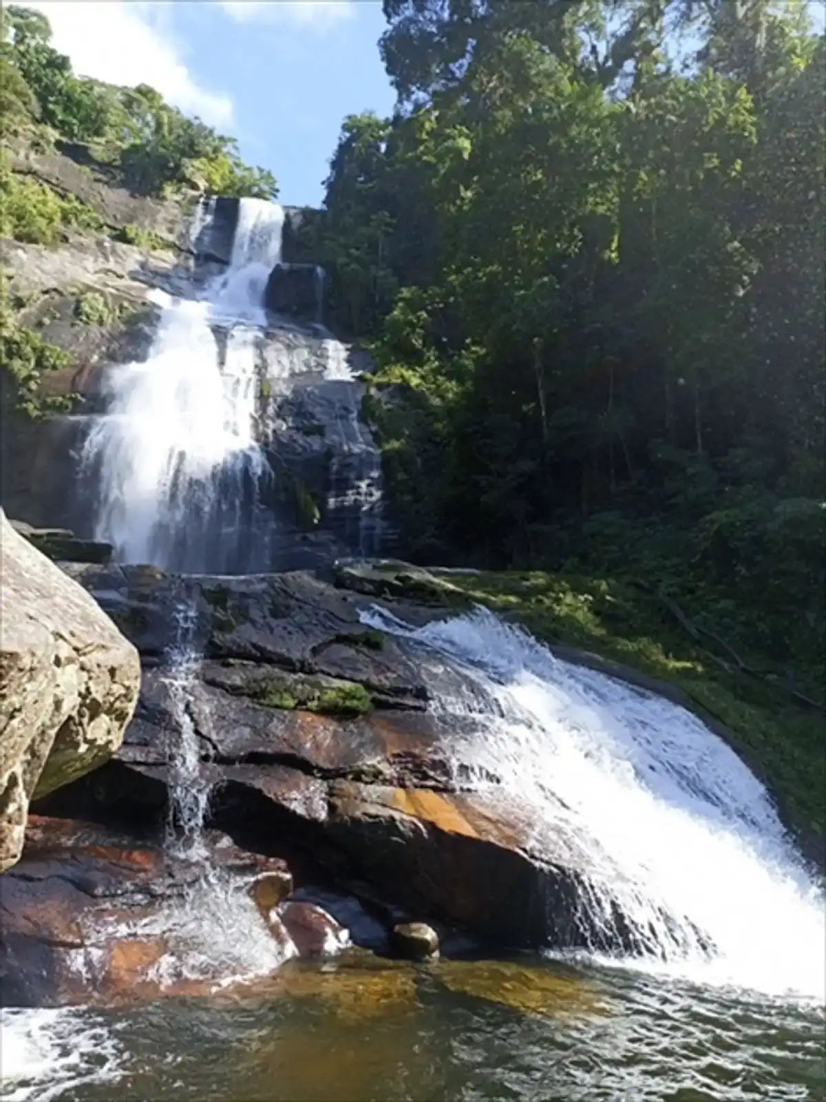 Trilha Cachoeira Grande de Suruí Véu da Noiva