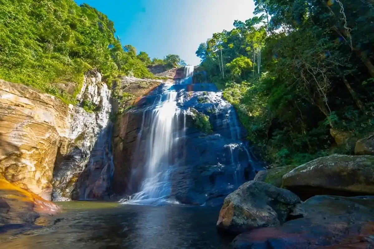 Trilha Cachoeira Grande de Suruí Véu da Noiva