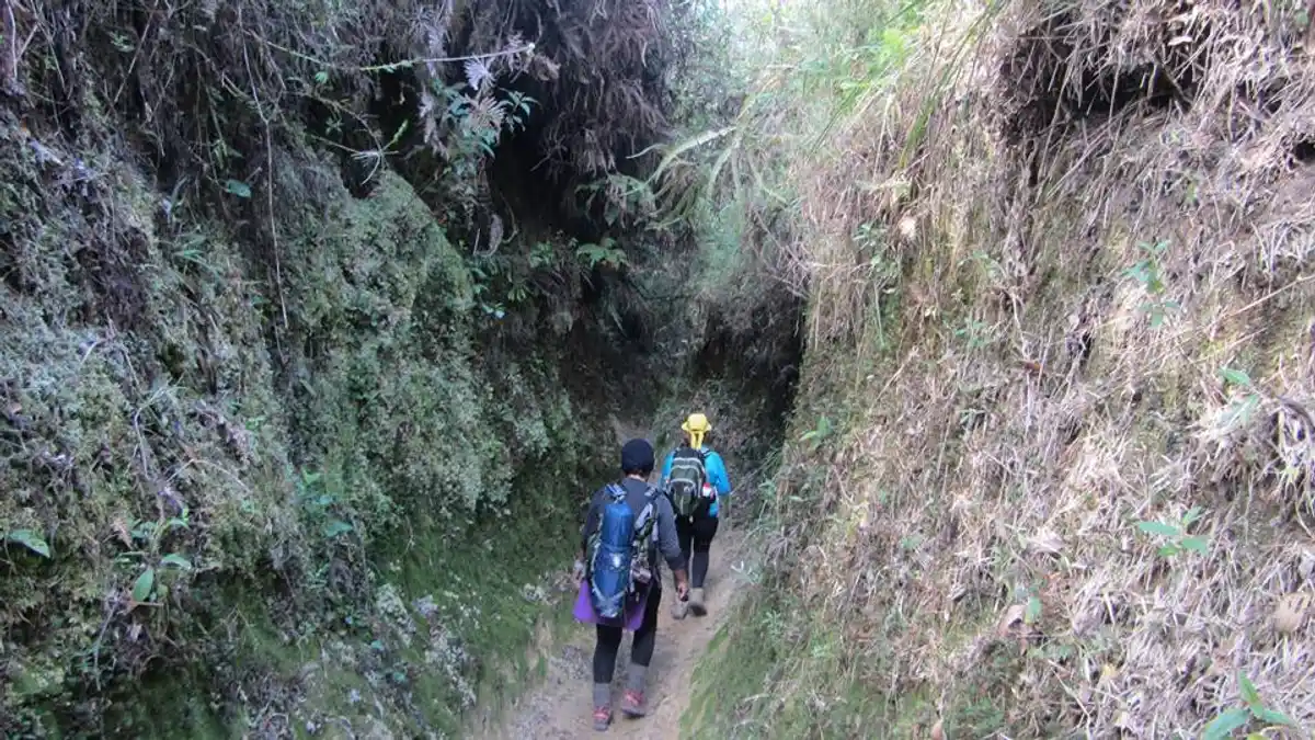 Travessia da Serra Negra