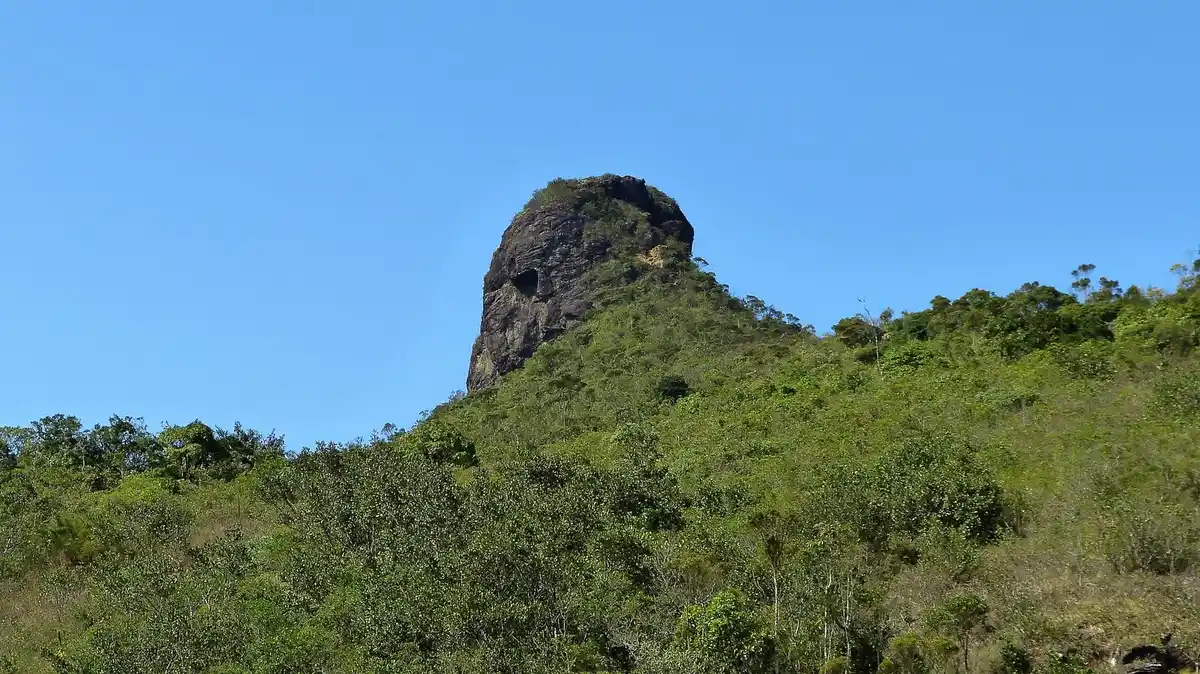 Trilha Pico do Boné