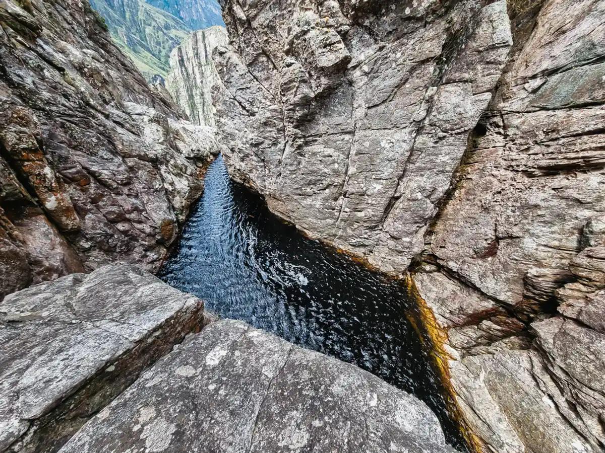 Trilha Vale do Travessão com Cachoeira do Espelho e Poço do Ofurô